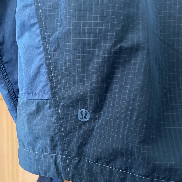 lululemon Ripstop Relaxed-Fit Jacket - Picture 3 of 7